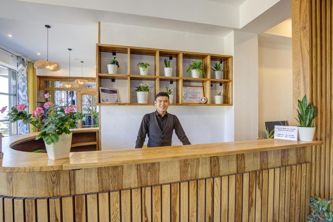 Olimp Hotel Bosteri Eksteriør bilde