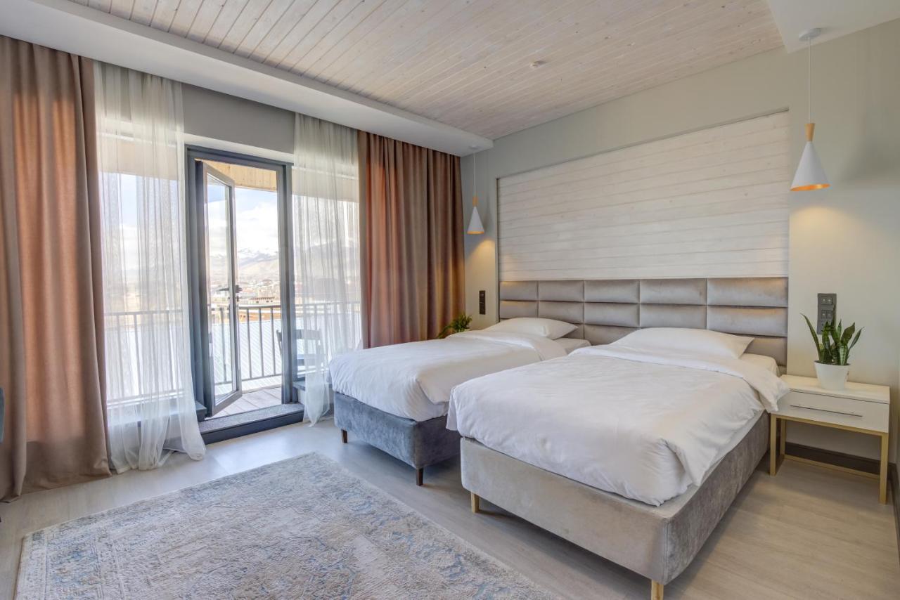 Olimp Hotel Bosteri Eksteriør bilde