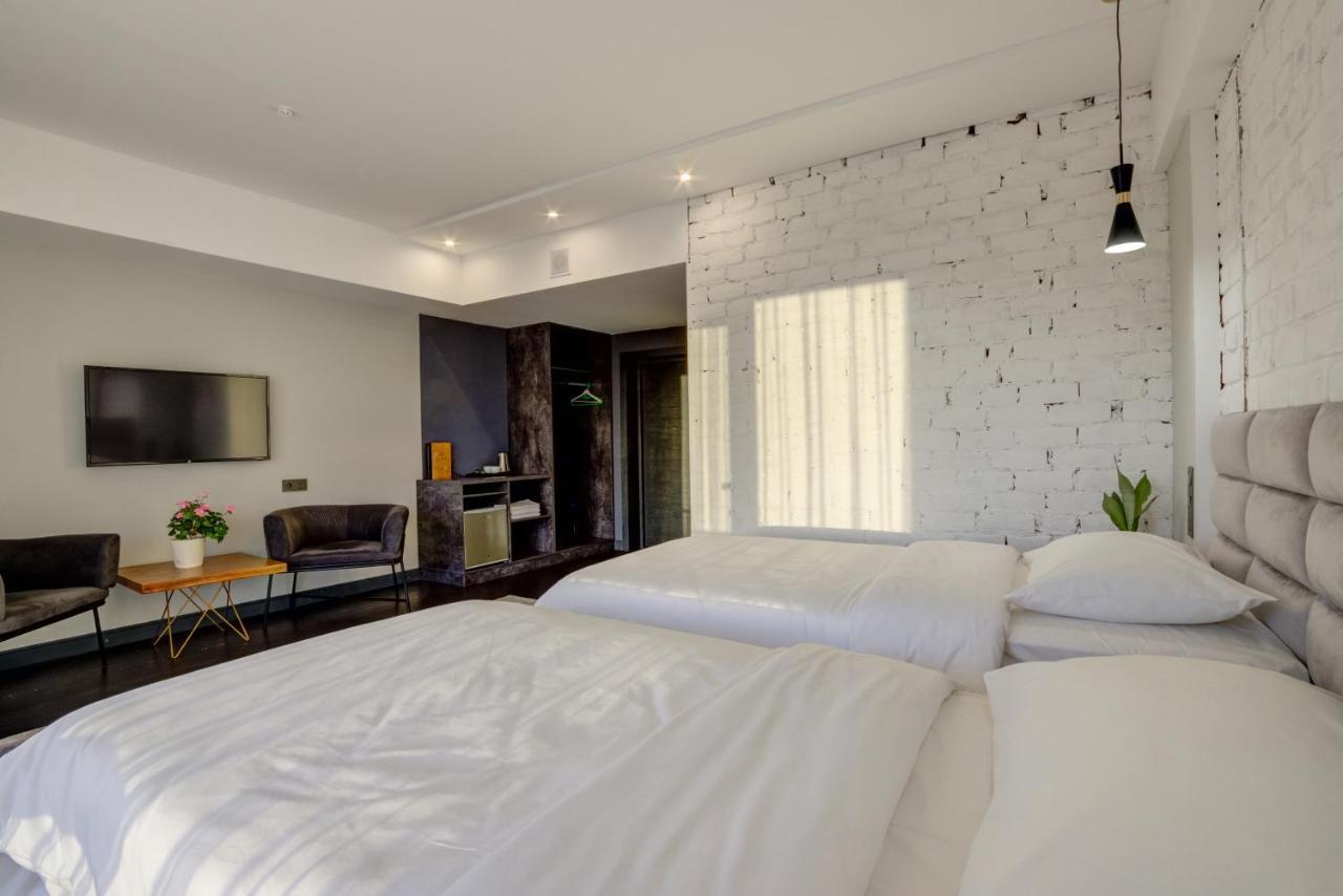 Olimp Hotel Bosteri Eksteriør bilde